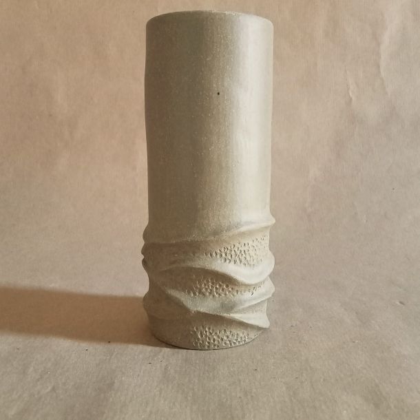 Vaso per fiori da appendere in gres color sabbia