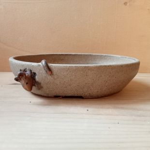 Vaso ovale con  TOPINO a rilievo